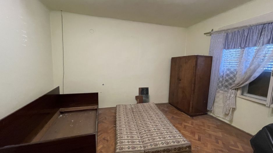 Casa de vanzare zona Mehala-Cetatii - Poză 7