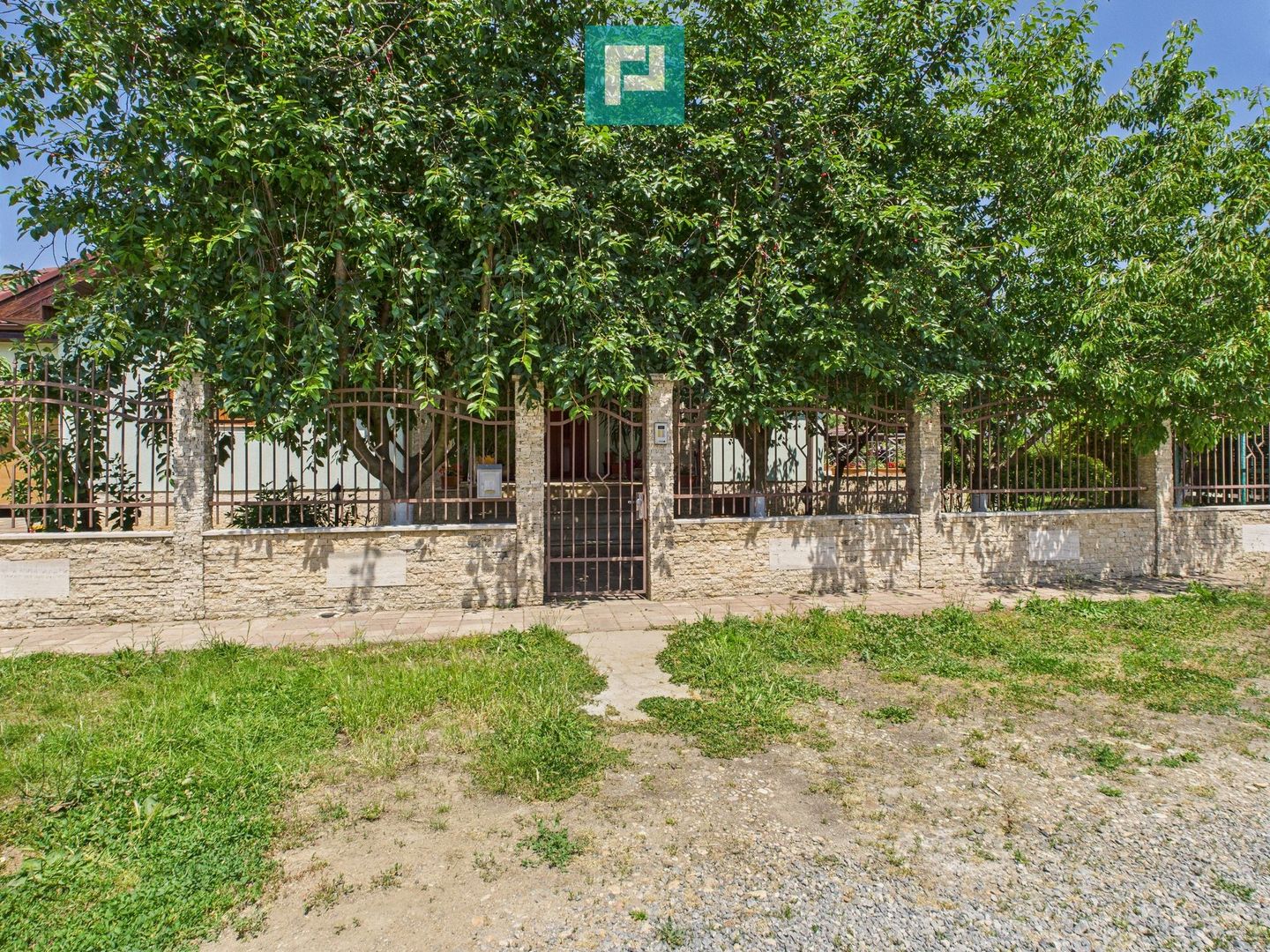 Casă cochetă în Sânleani - Cartierul Florilor - Poză 41