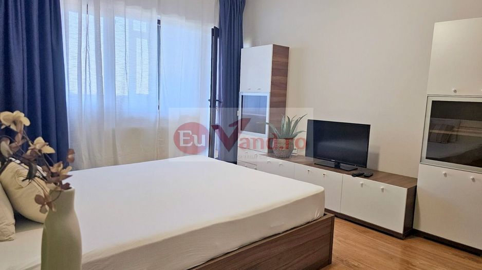 De inchiriat o camera Italian Residence, etaj 9/12, 420 euro - Poză 12