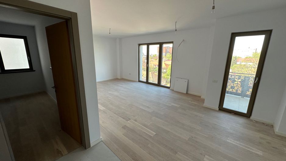 Apartament 3 camere - Poză 17