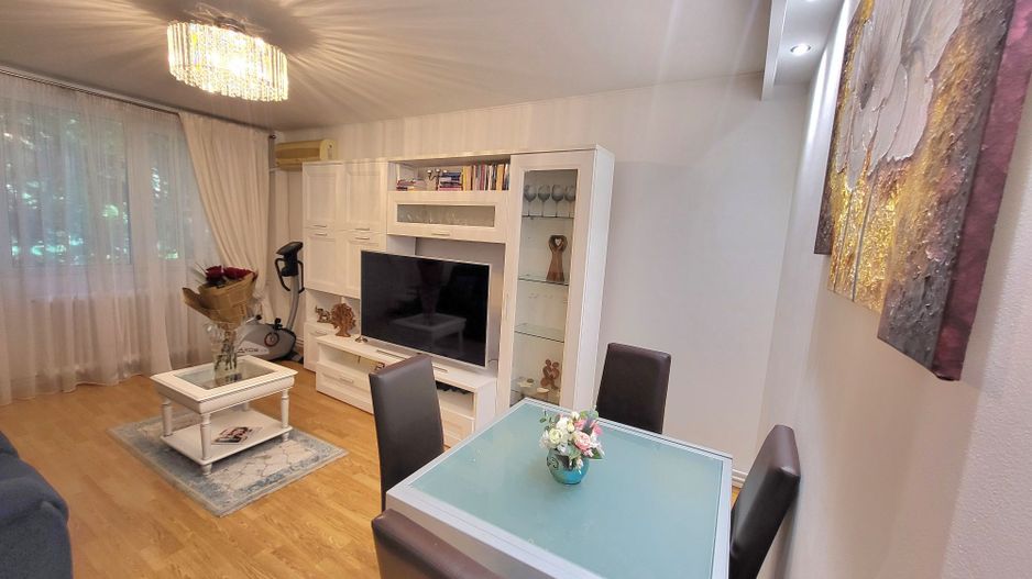 Direct proprietar vand apartament 4 camere București - Poză 2