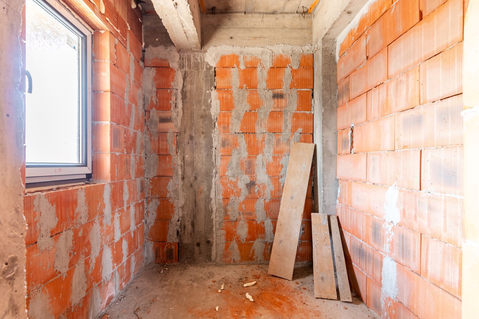 CASA DE VANZARE la rosu in Chitila | Strada Rudeni | UTILITATI - Poză 7