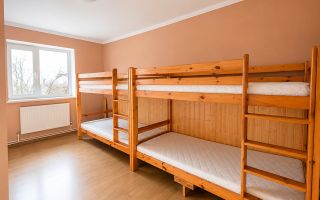 Cahul – Casă 3 Camere + Living | 139 m² | Teren 7.7 ari + Garaj | 95.000 € - Poză 28