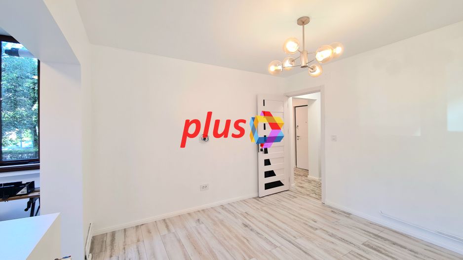 Spatiu comercial de închiriat, Brasov - 63 mp # plus-imo.ro - Poză 2