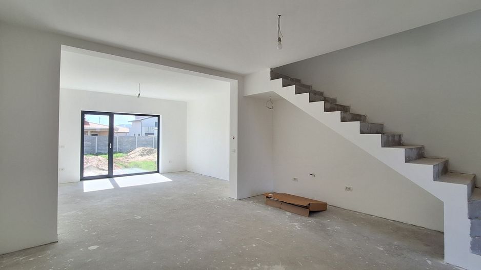 Duplex modern P+E cu 4 camere - Poză 3