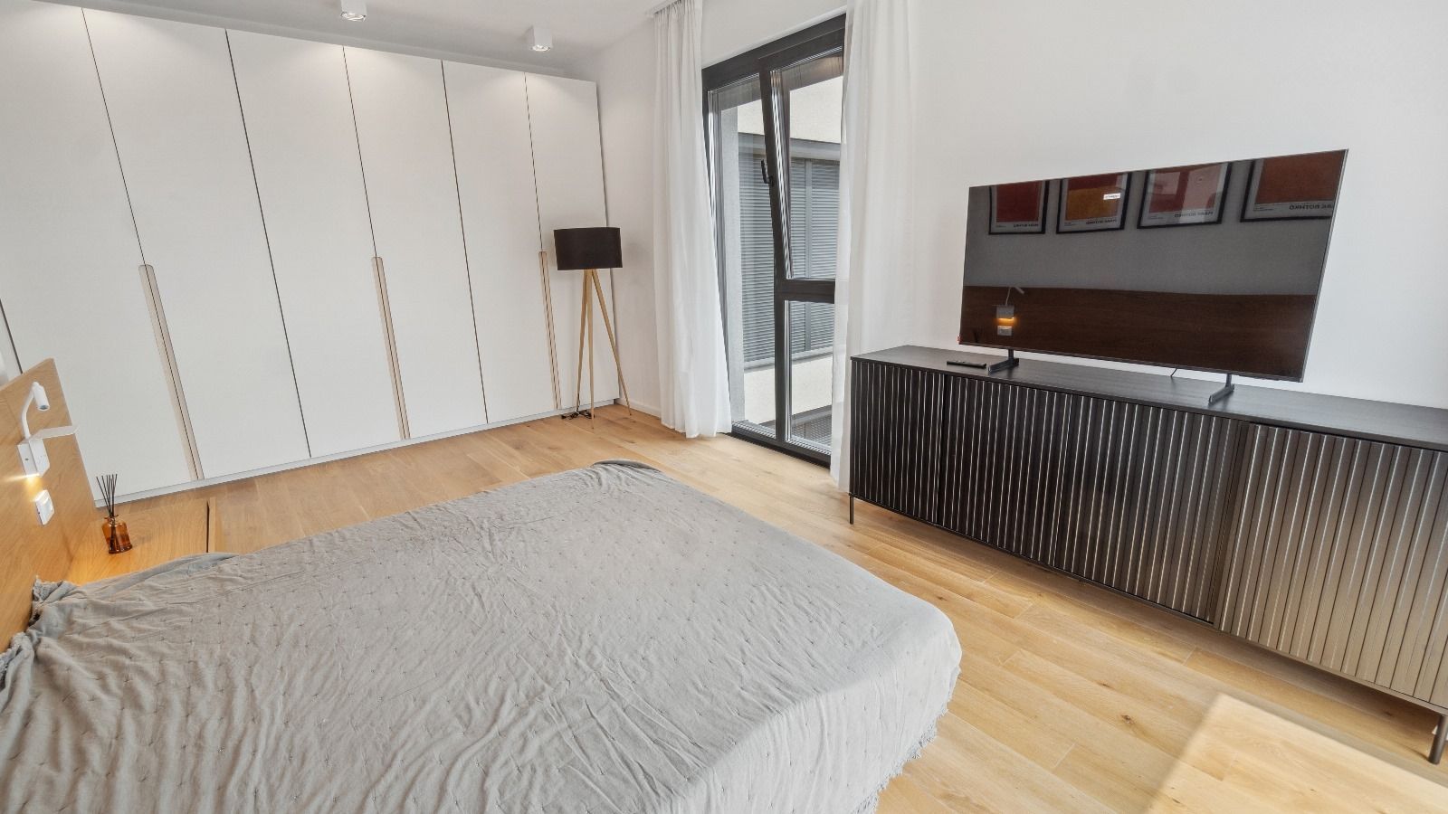 3 Camere 110mp Terasa 60mp 5Min Metrou Grivita Arcadia Parcare Domenii - Poză 20