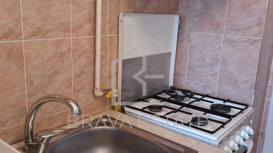 Apartament 2 camere, parcare, zona Horea - Poză 2