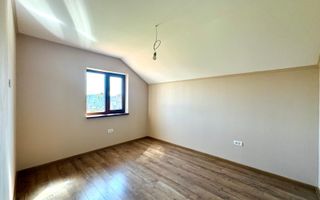 Duplex la asfalt - 4 camere - teren 532mp  Utvin - Poză 10