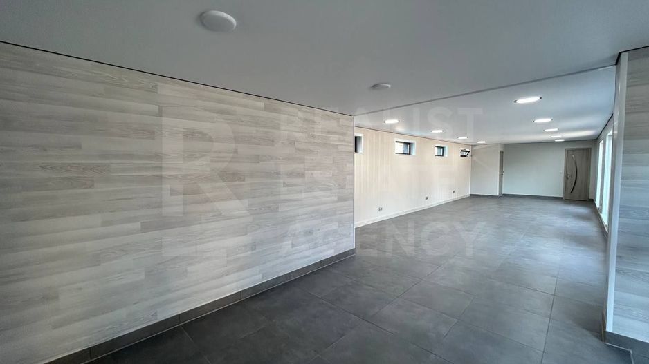 Vânzare, spațiu comercial, 84 mp str. Alexandru Pușkin Bălți - Poză 3