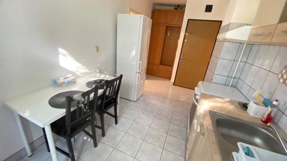 3 camere langa  Medicina -CENTRALA PROPRIE - Poză 7