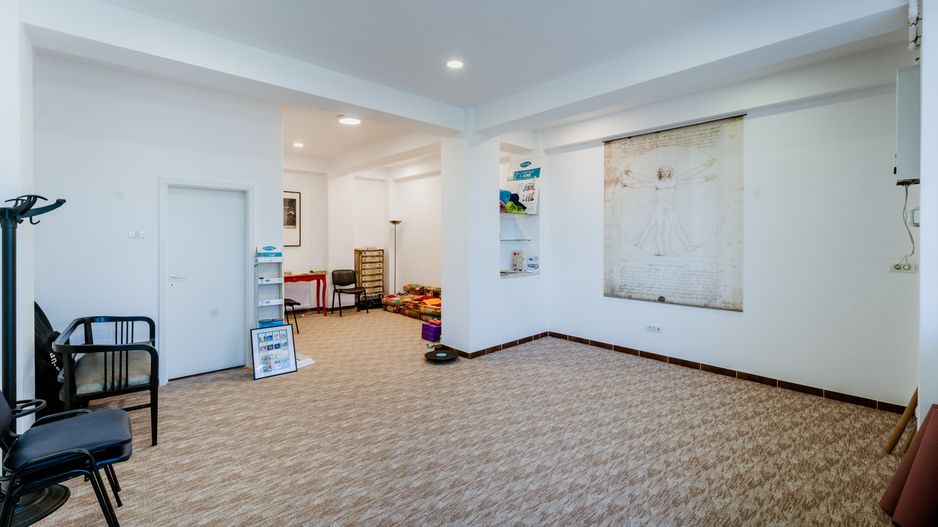 Spațiu comercial de închiriat 50mp - Poză 3