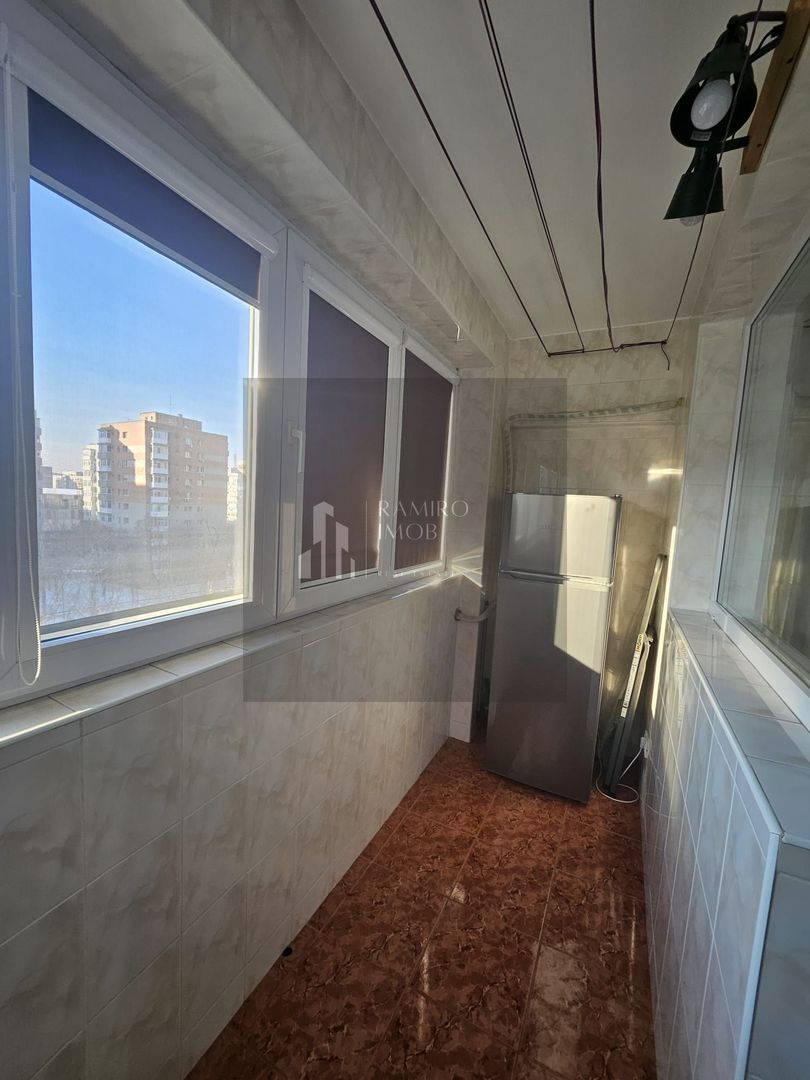 Apartament  3 camere 70 MP/ Sector 3/ METROU 1 DECEMBRIE 1918 - Poză 3