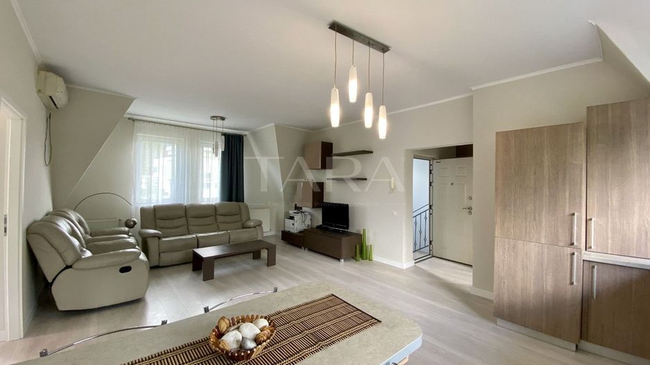 Oportunitate excelentă! Apartament in vilă, 5 camere. - Poză 15