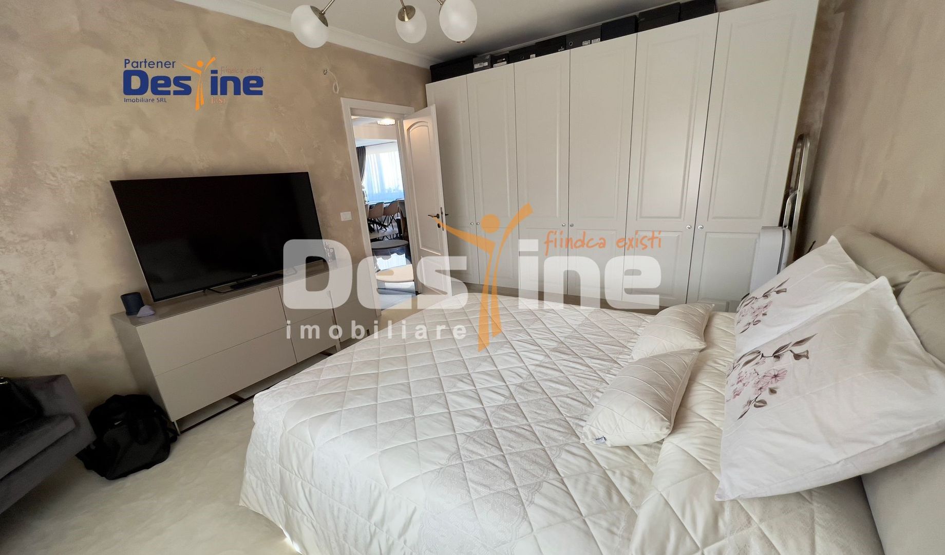 BUCIUM - PENTHOUSE 3 camere Open space 109mp + Terasa 31 mp - Poză 6