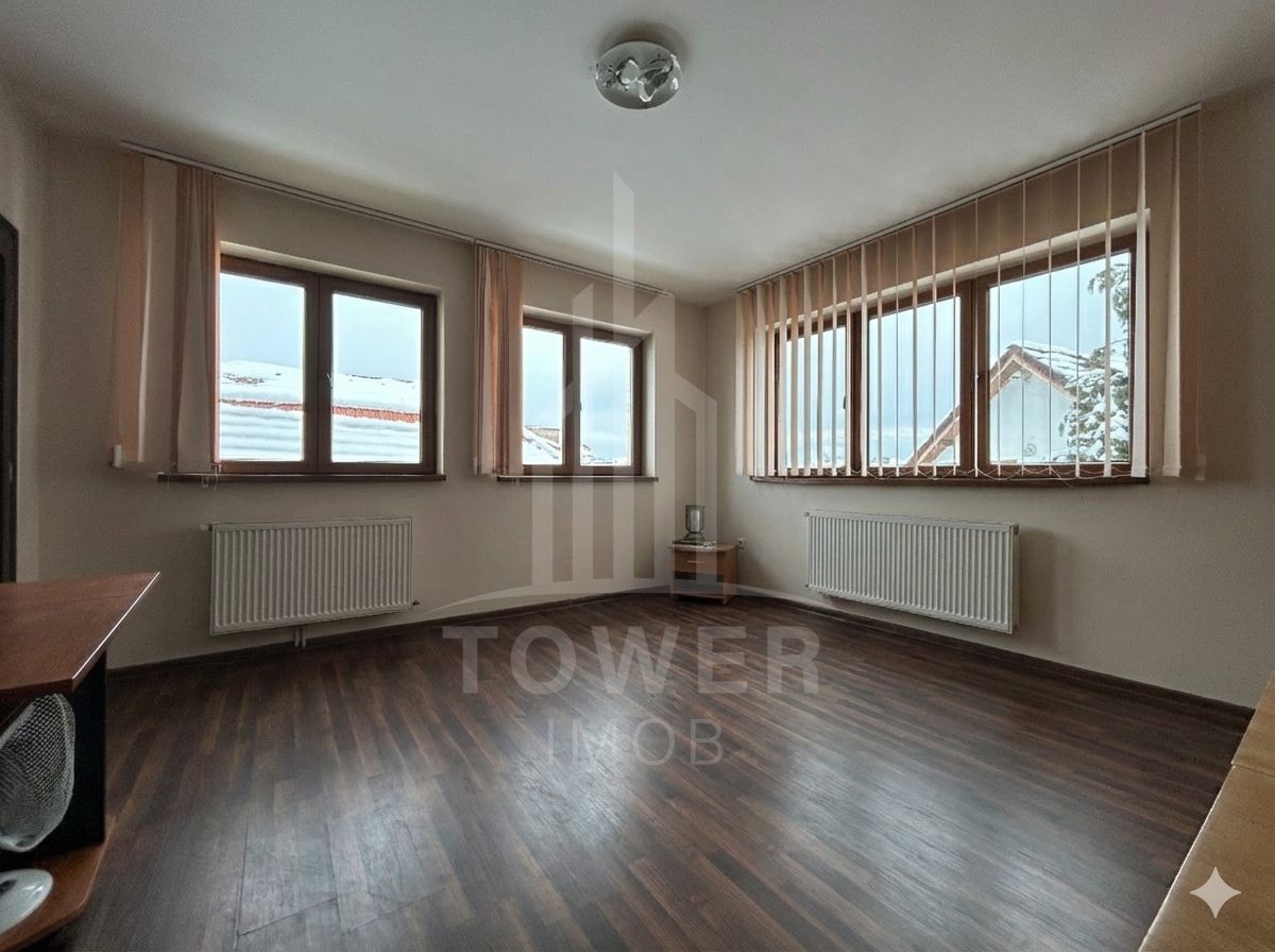 Spatii de birouri de închiriat Etaj + Mansardă 180 mp | 7 Camere cu 7 Băi - Poză 1