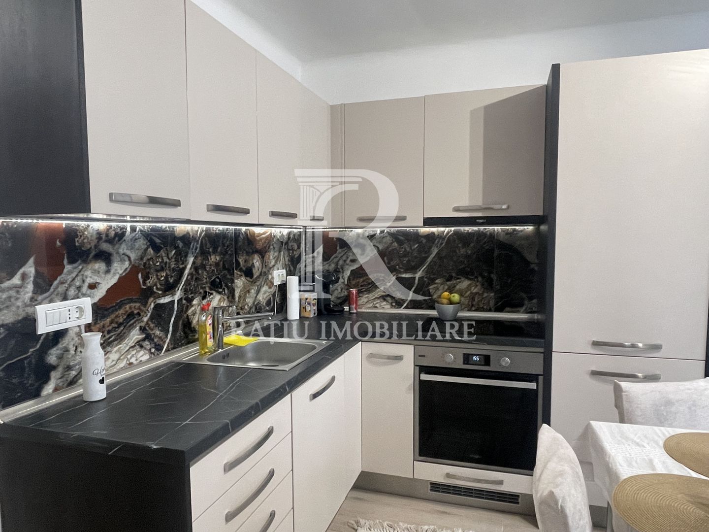 Apartament cu 3 camere | Etaj intermediar | Decebal | Oradea - Poză 7