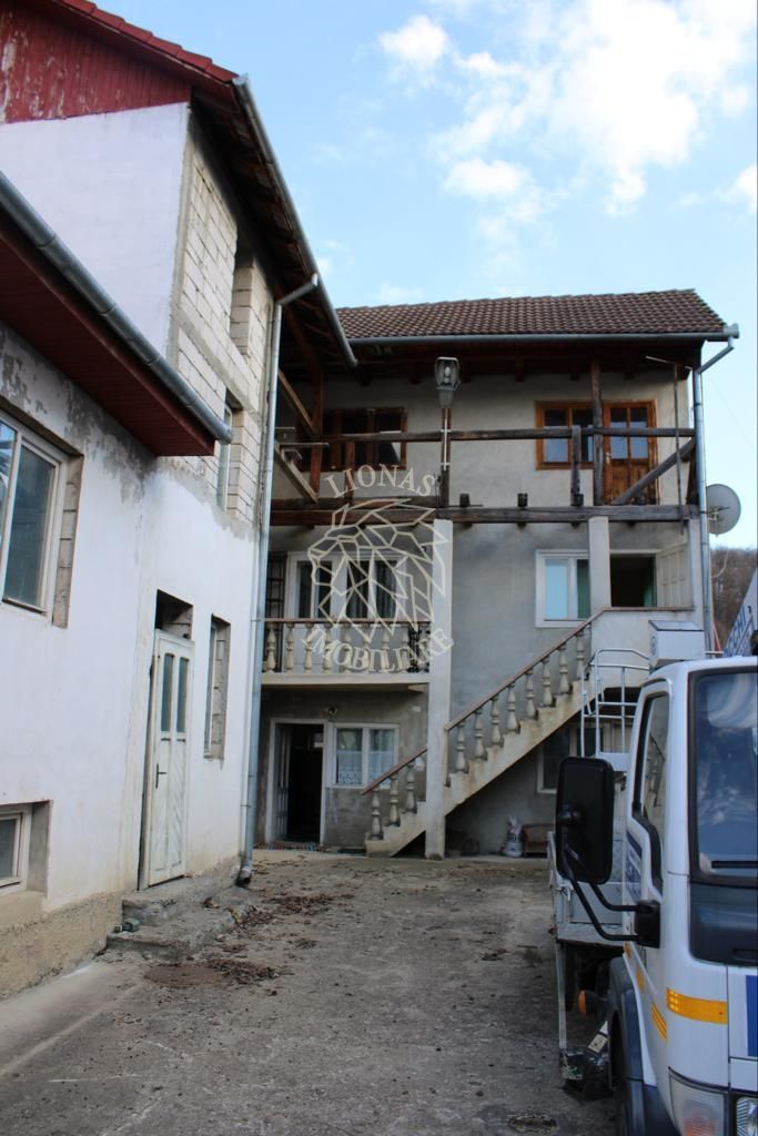 Casa 450 mp cu depozit/ atelier, 600 mp teren, Valea Ghinzii, Exclusiv - Poză 1