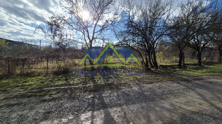 TEREN INTRAVILAN 503 MP – ZONA CASTELUL CORVIN / HOTEL WERK – 16.900 € - Poză 1