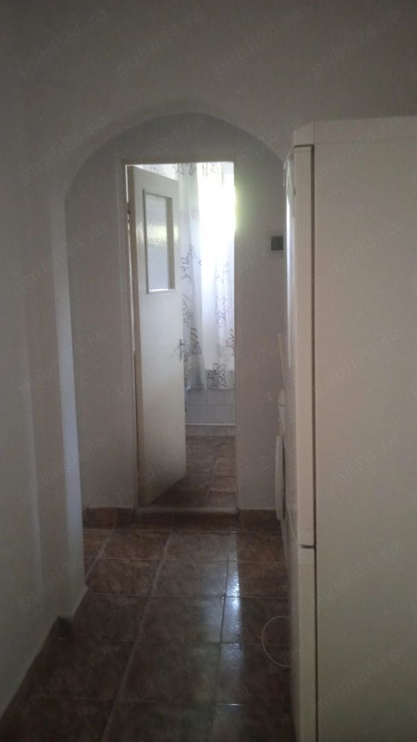 De inchiriat apartament cu 2 camere, Micro 20, 350 Euro - Poză 5