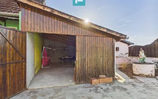 Casă spațioasă cu teren de 2.160 mp. Zerindu Mic - Poză 20