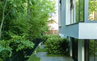 Vila superba la liziera padurii | Iancu Nicolae | Brtitish School | - Poză 3