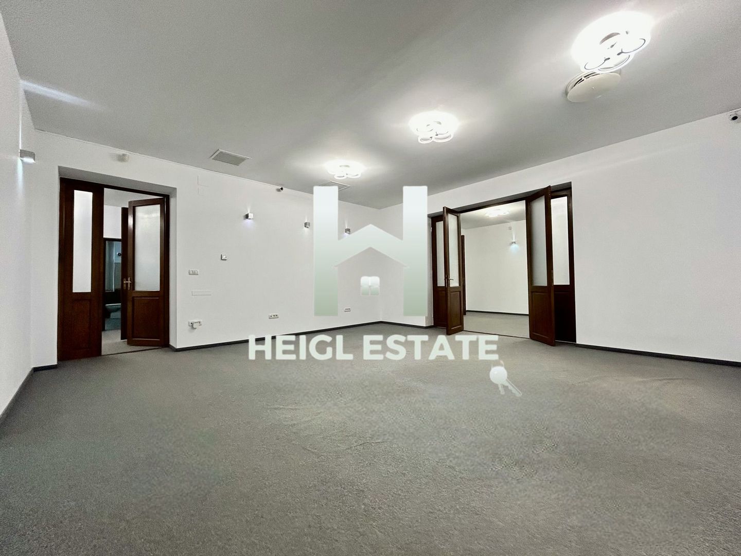 Spatiu de birouri Piata 700 - Poză 1