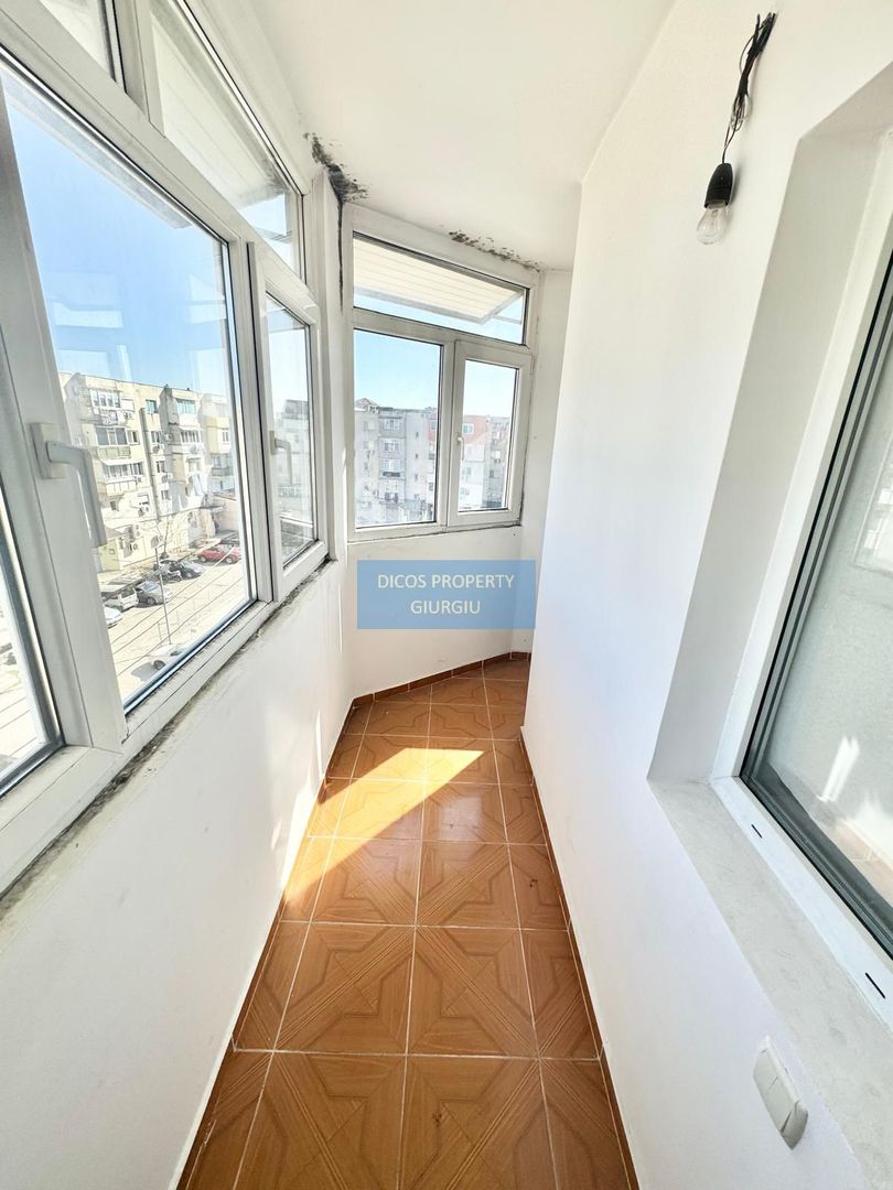 Apartament 3 camere de vânzare – Decebal - Poză 12