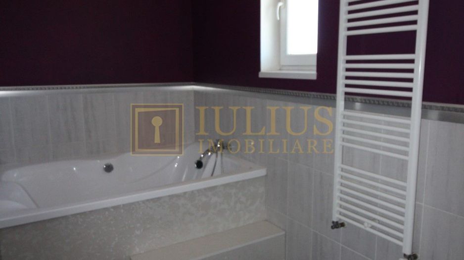 apartament la curte, 2 băi, loc de parcare, zona linistita, dressing - Poză 10