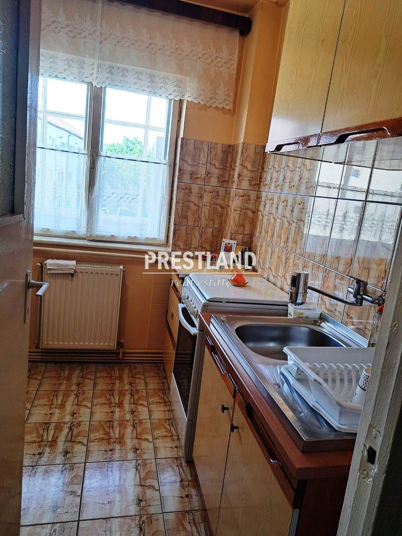 Apartament de 2 camere, decomandat, et .3 in aprpiere de Parcu Sub Arini!! - Poză 3
