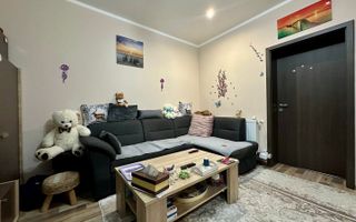 Apartament cu 3 camere mobilat si utilat la parter in Giroc la asfalt. - Poză 7