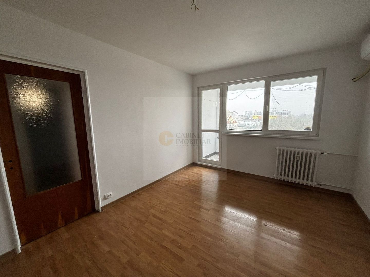 2 Camere-51MP | Circular | Renovat | Utilat | 2 Lifturi | Metrou Dr.T. - Poză 1