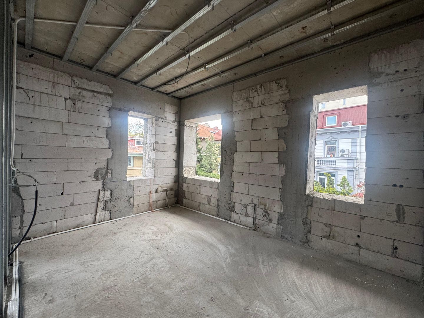 Vila solidă cu potential mutiplu 5 camere + teren || Piața Romană–Polonă - Poză 8