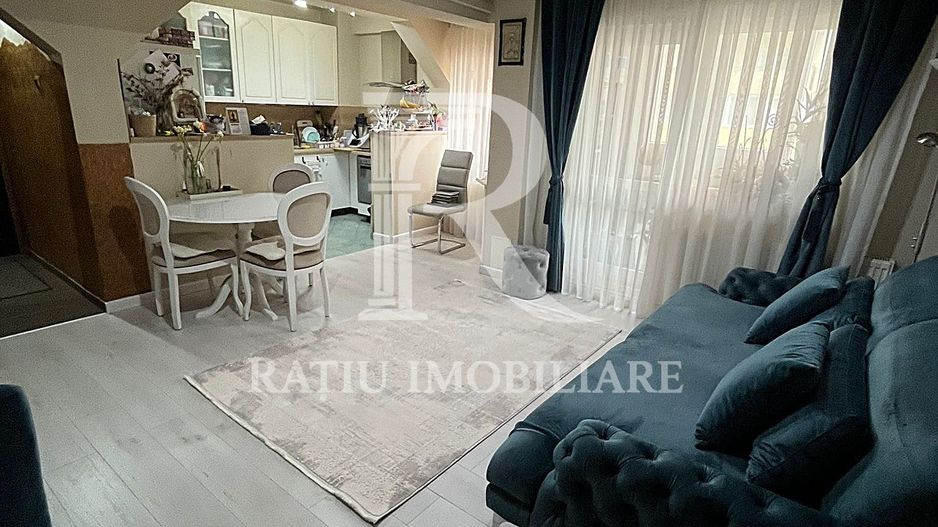 Apartament cu 4 camere | Bd. Stefan cel Mare | Rogerius | Oradea - Poză 3