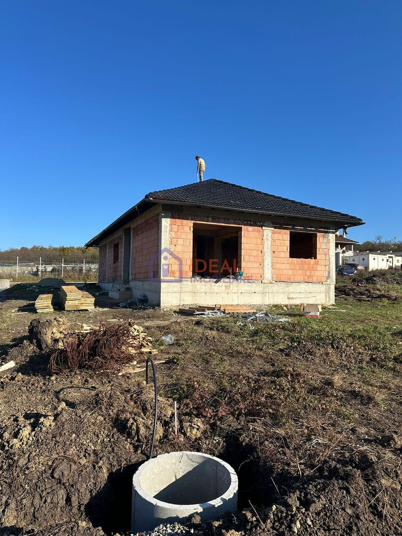 Casa pe un singur nivel cu 460 mp teren, in Cisnadie - Poză 11