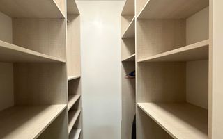 Vând apartament 3 camere 3 minute de Coresi complex ISARAN - Poză 13