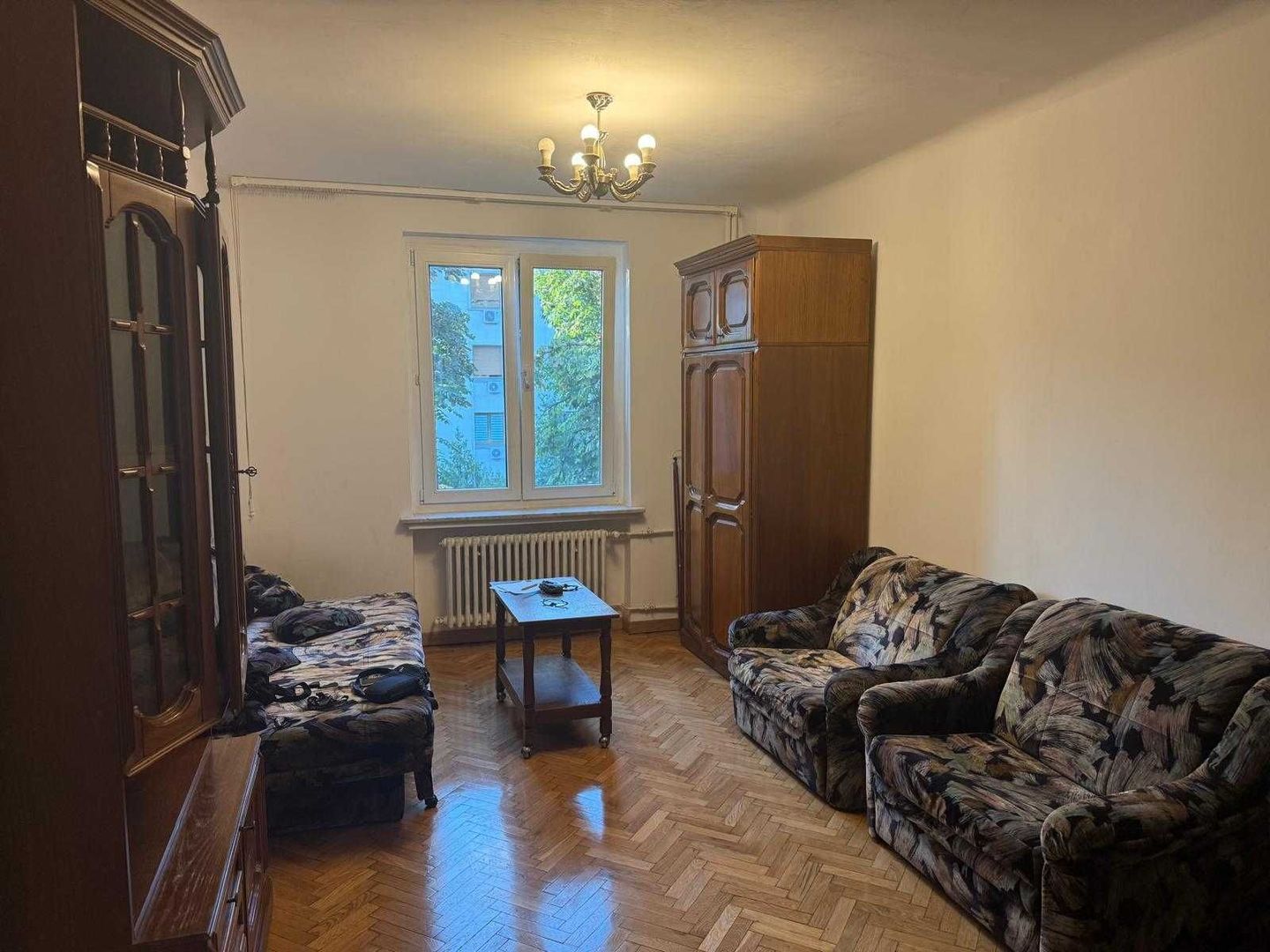 Propietar - ofer spre inchiriere garsoniera utilata mobilata 40 mp, et. 2/4, zona Cotroceni - Academia Militara, pe termen lung! - Poză 1