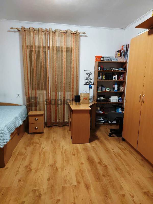 Casa cu 4 camere in Iosia - Poză 2