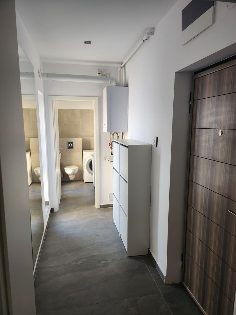 Apartament spatios cu 2 locuri de parcare - Poză 2