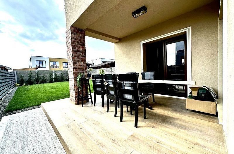 Design modern - casa in Dumbravita - Poză 38