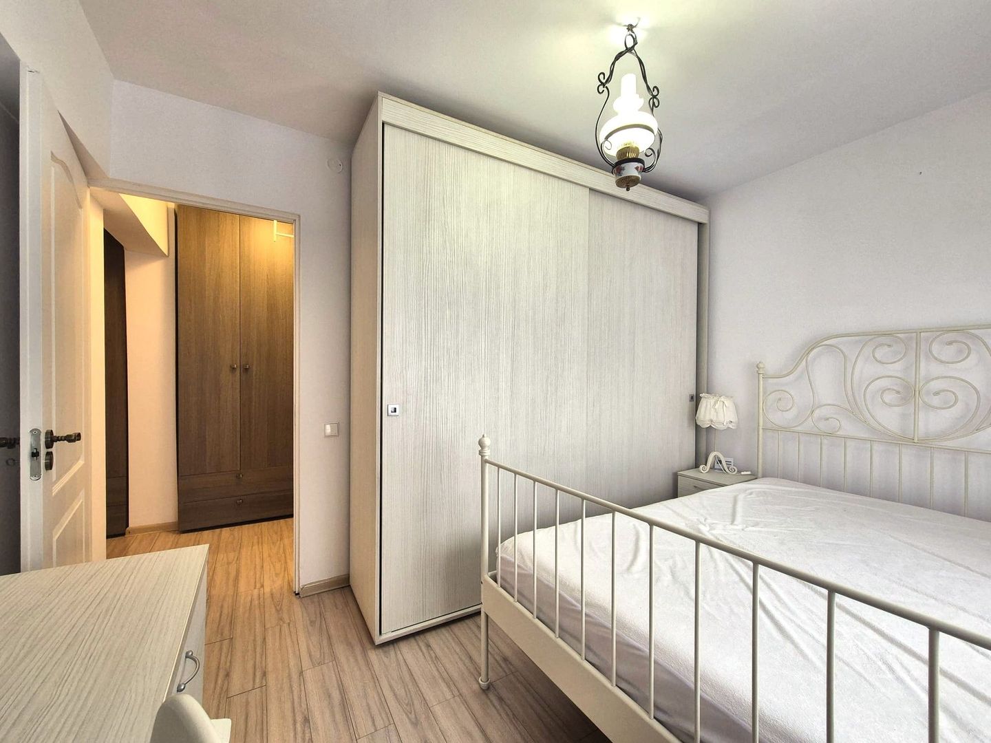 Exclusivitate - Zona Spitalul Judetean, apartament renovat complet - Poză 16
