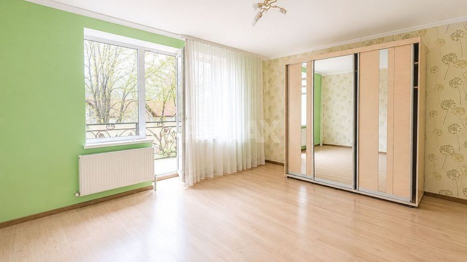 Cojușna - Casă 6 Dormitoare + Living | 259 m² | teren 10,81 ari | 249.000 € - Poză 13
