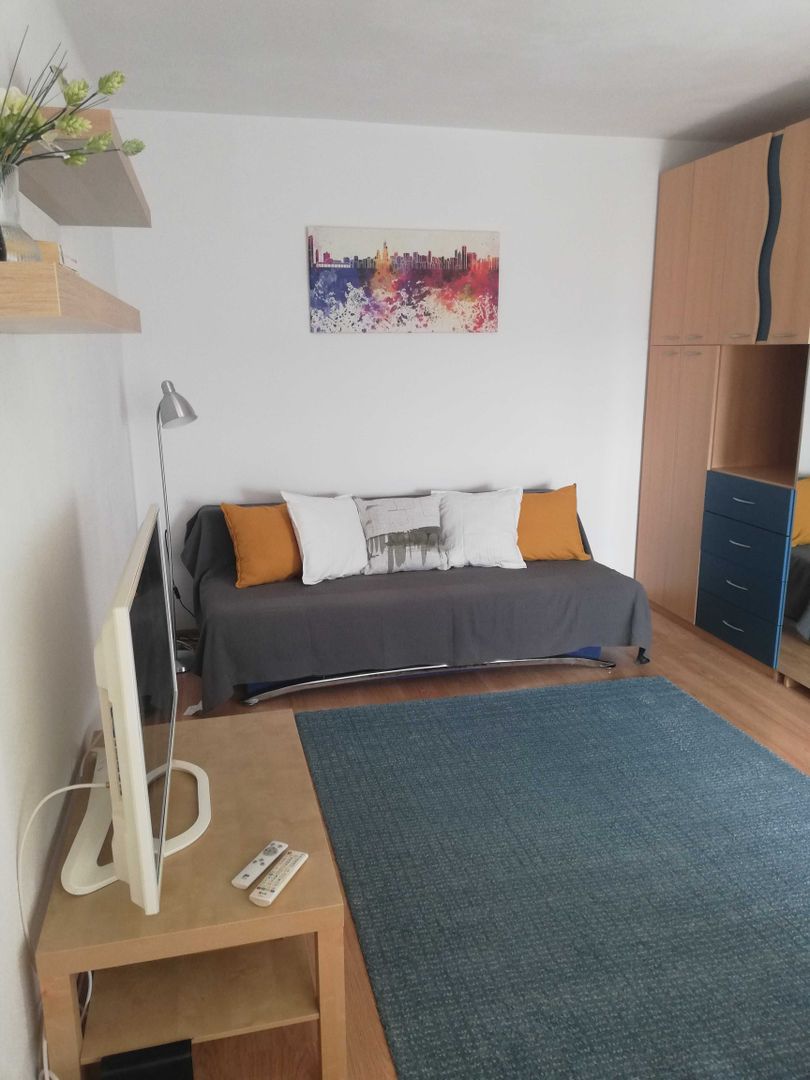 Vanzare garsoniera Piata Victoriei sect 1 - Poză 2