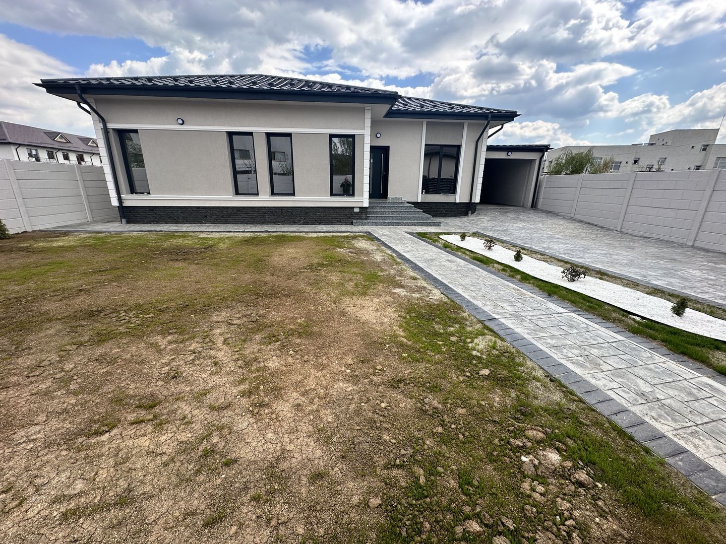 CASA INDIVIDUALA BRAGADIRU, TOATE UTILITATILE, CURTE 340 MP, COMIS 0% - Poză 15