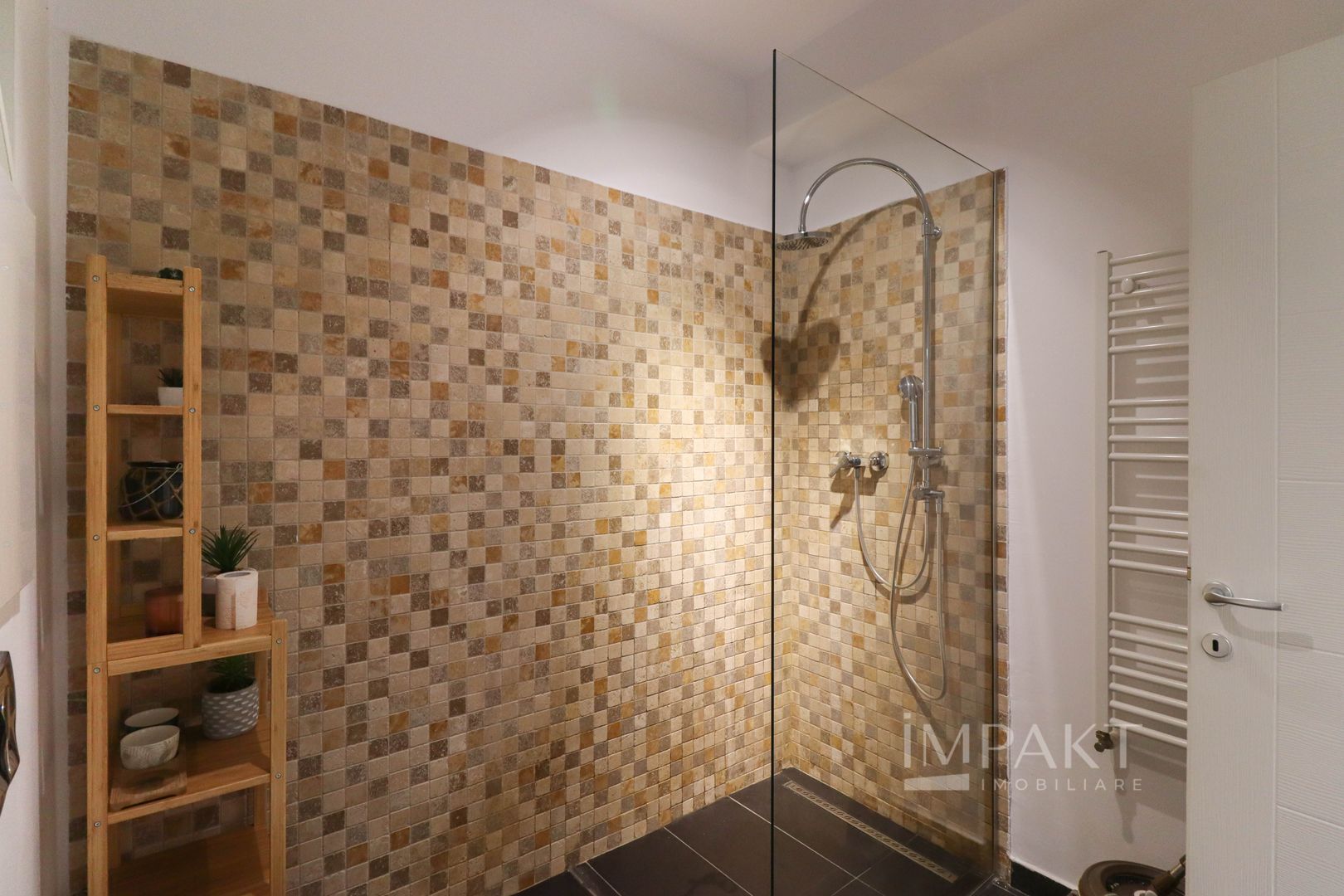 Apartament modern cu 2 camere si parcare in Borhanci - Poză 5