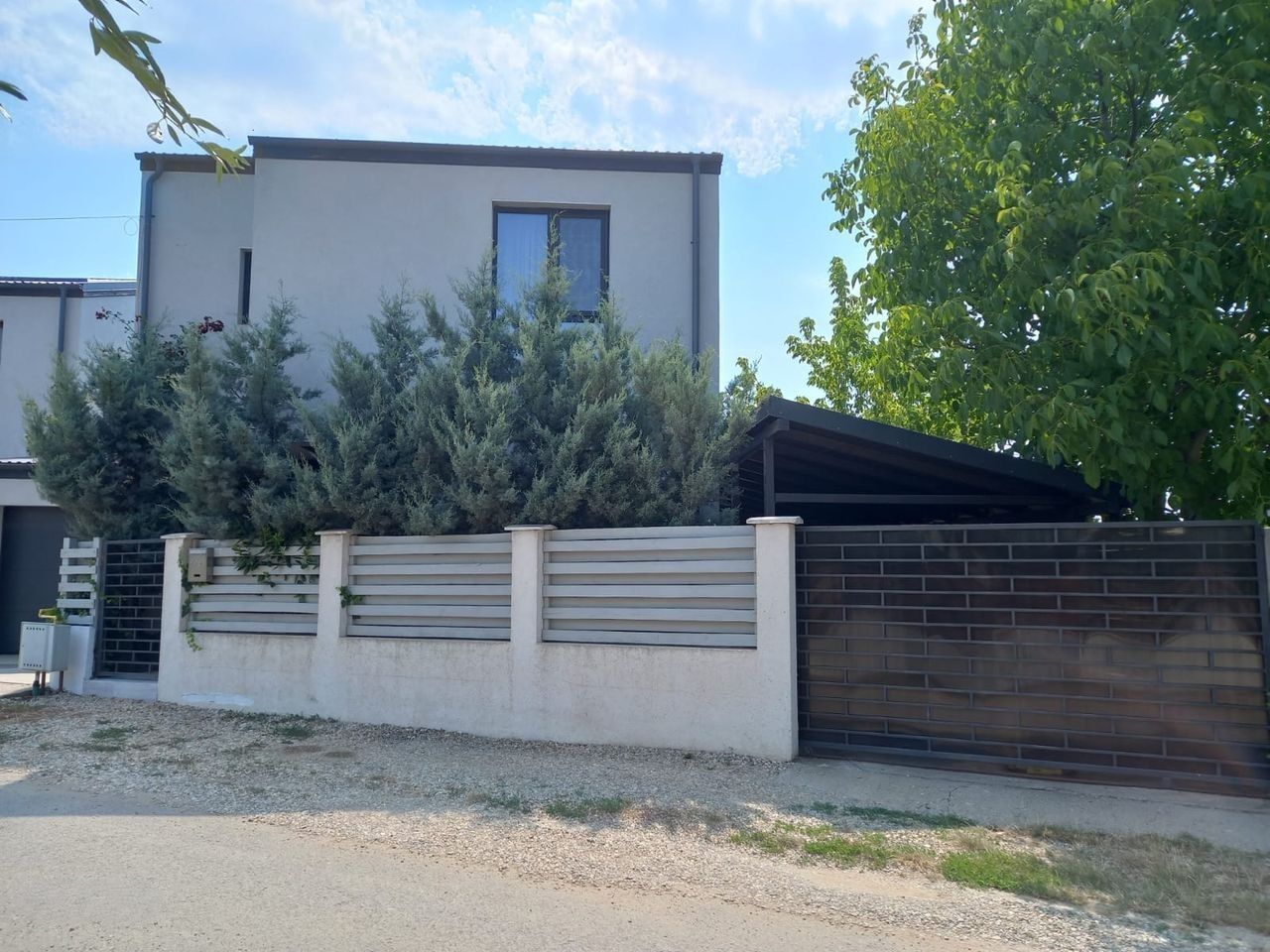 Vilă individuală cu 4 camere | Mobilată și utilată | Corbeanca - Poză 2