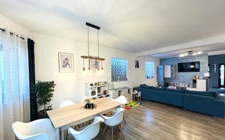 Casă 180 mp utili teren 710 mp panouri solare si hala in Sura Mare - Poză 3