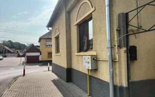 Casa in zona ultracentrala in orasul Blaj - Poză 5