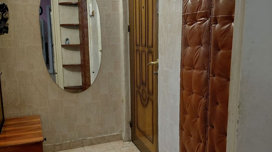 Apartament cu 2 camere Tiglina 1,et.2,strada Saturn zona pietei - Poză 7