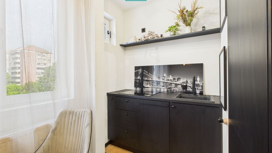 Apartament modern situat central în Oradea - Poză 6