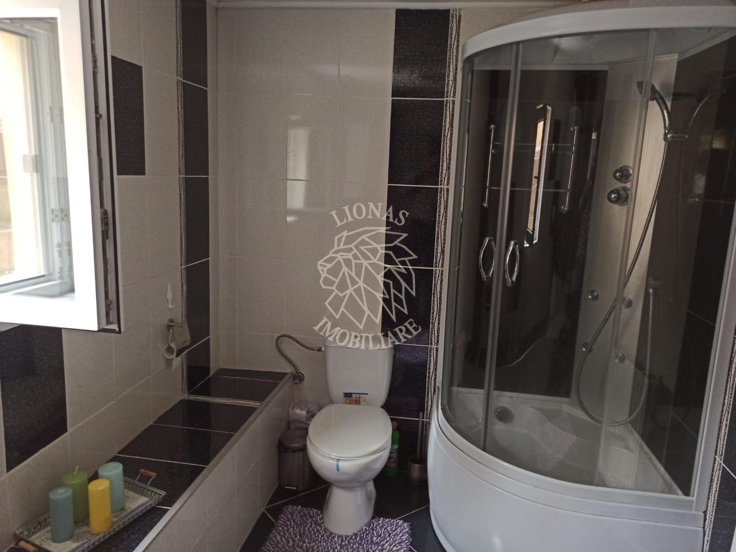 Apartament la casa 3 camere-curte-piscina-foisor-Zona Podul Jelnei - Poză 5